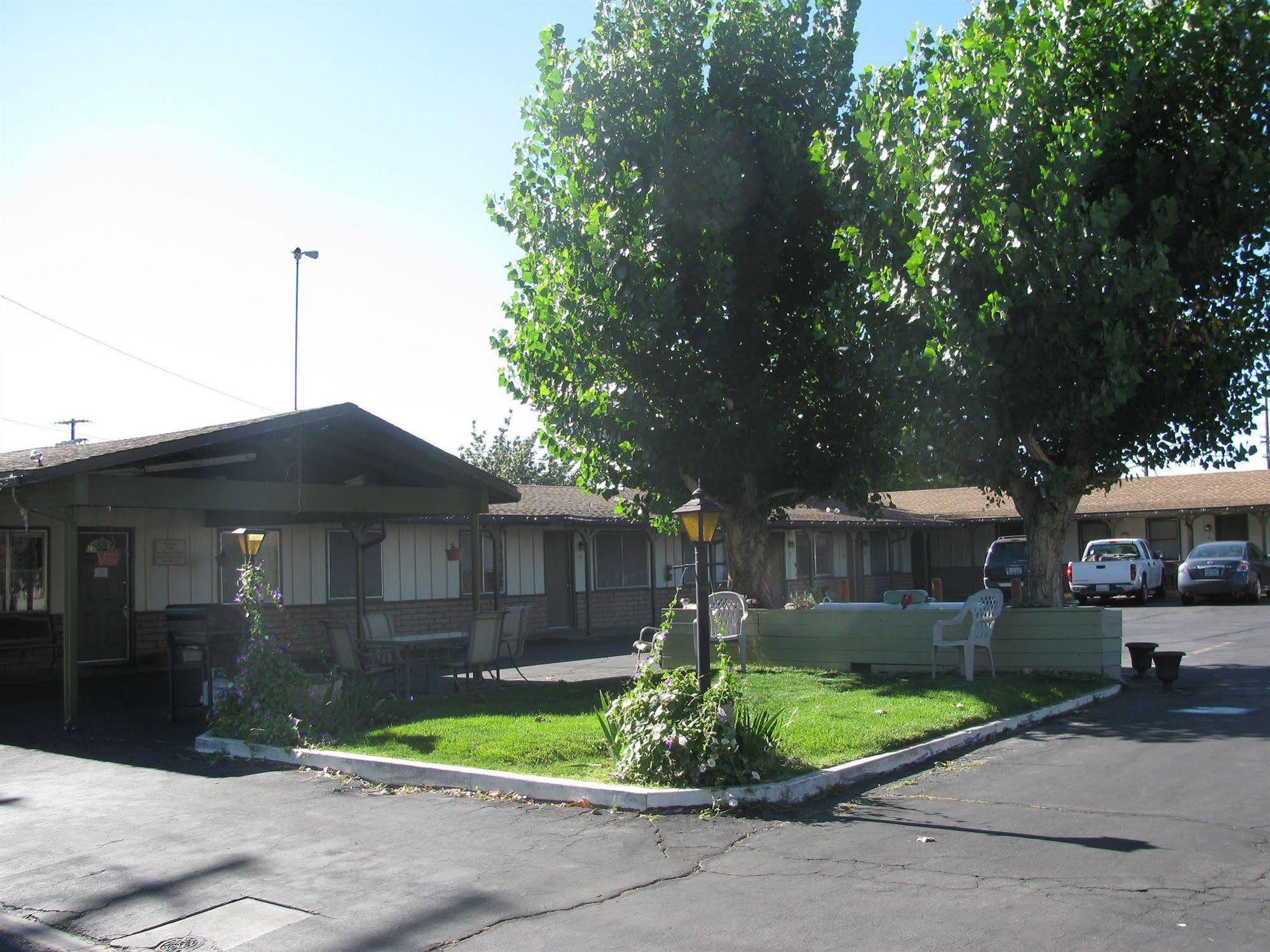 El Rancho Motel Bishop Zewnętrze zdjęcie